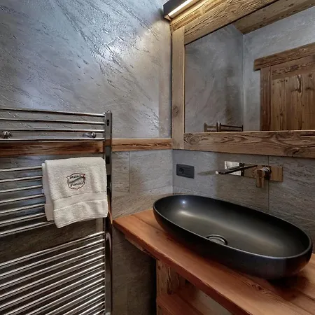 Francois Hot Tub & Location With Services Διαμέρισμα Breuil-Cervinia