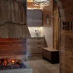 Cervinia Francois - Private Hot Tub Terrace, Location * ברויל-קרוויניה