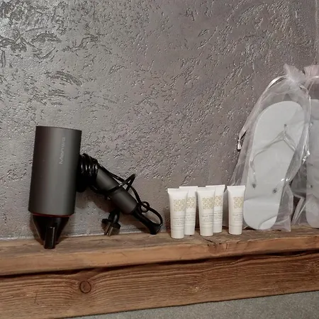 Francois Hot Tub & Location With Services