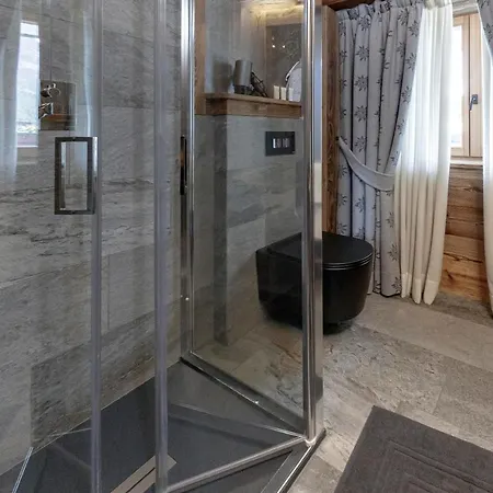 Francois Hot Tub & Location With Services * Брей-Червиния